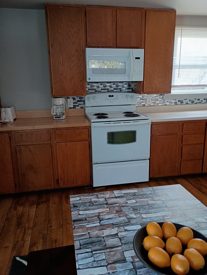 Photo - 1012 5th Ave E