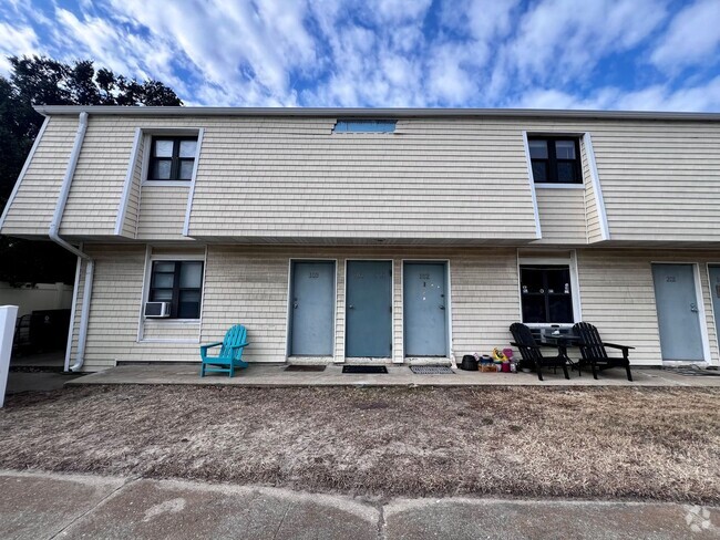 Building Photo - Shore Drive Living Rental