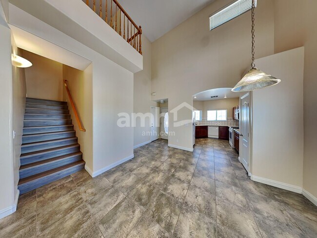 Photo - 5842 Crumbling Ridge St