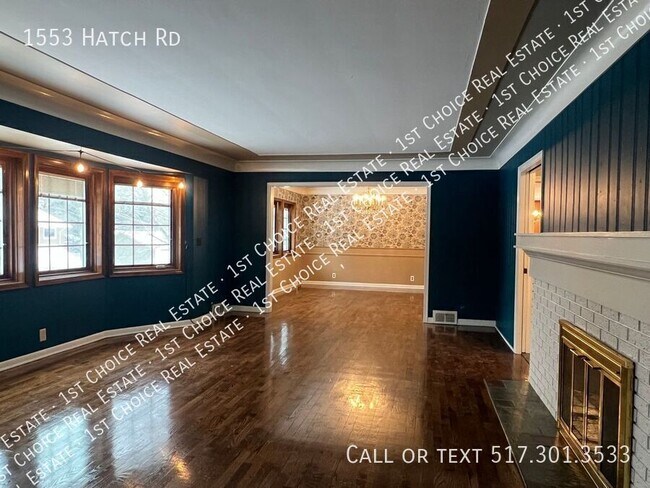 Photo - 1553 Hatch Rd