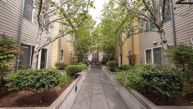 Broadway Place