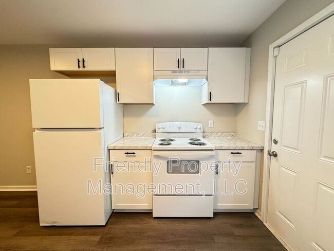 Photo - 1050 File St