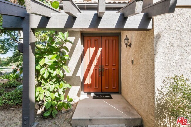 Photo - 21820 Marylee St Unit 225