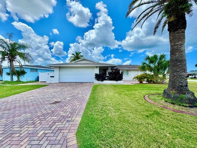 Building Photo - 5017 Anchor Way