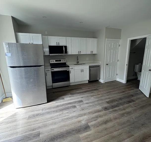 Building Photo - 510 Main St