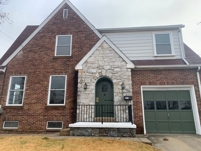Building Photo - 3 Bedroom 1.5 Bath House, Finished Basement, Garage-Suburban SD