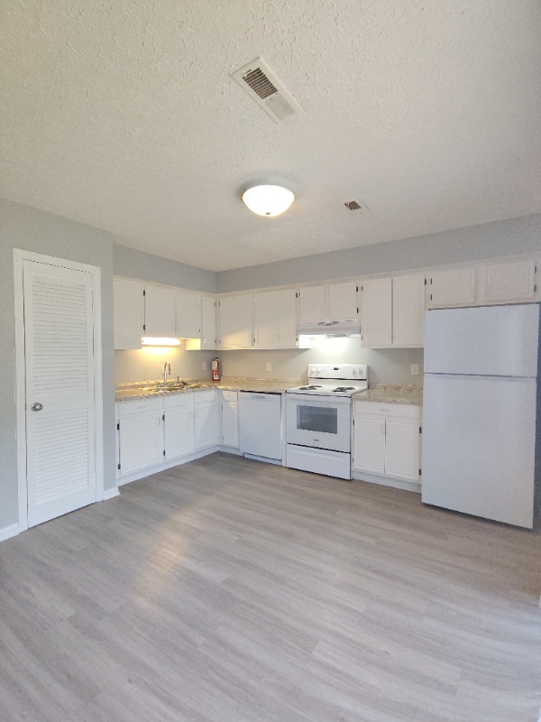 Photo - 16 Duiguid Dr Apartment Unit 33 Fonda