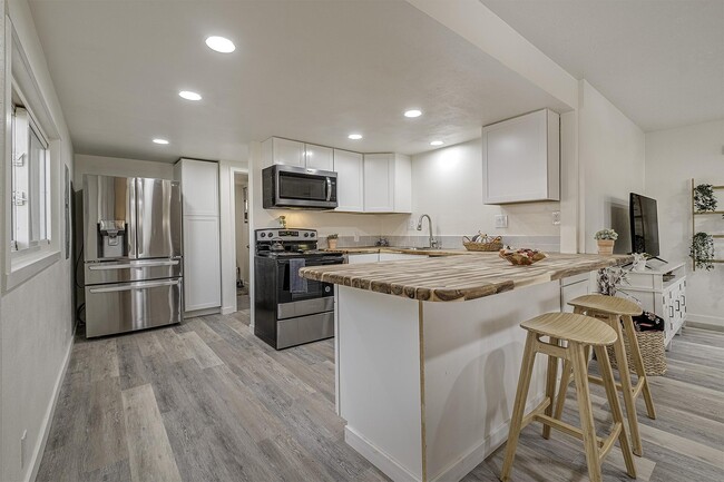 Building Photo - 4622 SE 87th Ave Rental
