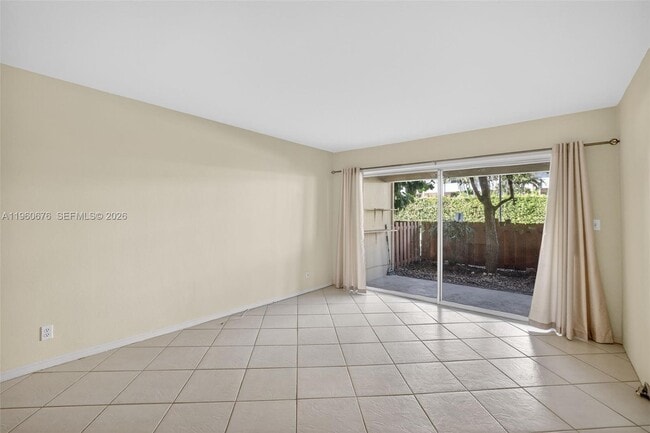 Photo - 1700 SE 15th St Unit 106