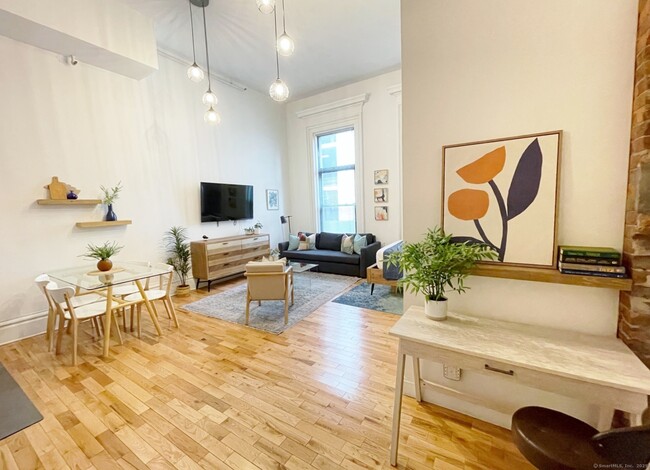 Photo - 139 Orange St Apartment Unit 204