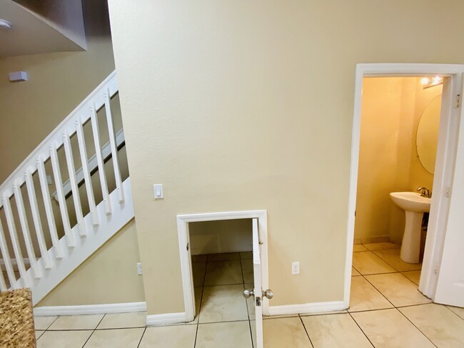 Photo - 3538 NW 29th Ct