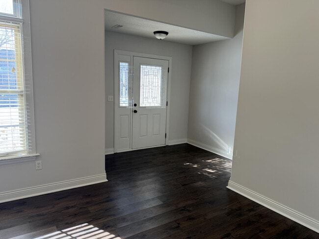 Photo - 2007 Cecil St