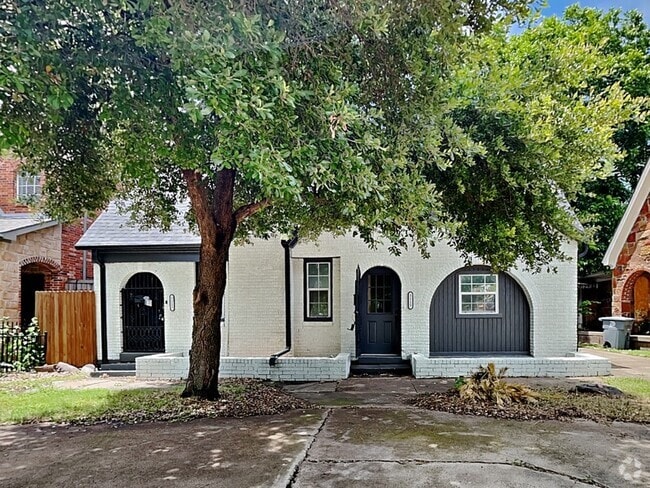 Building Photo - 5115 Mission Ave Rental