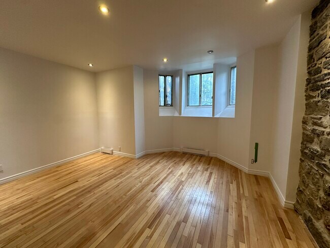 Photo - 5944-5950-5956 Avenue du Parc