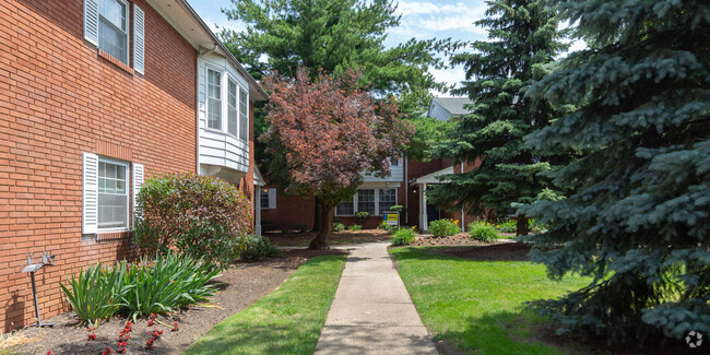 Building Photo - Oxford Court Rental