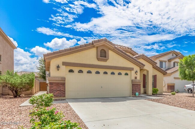 Photo - 23875 W La Salle St