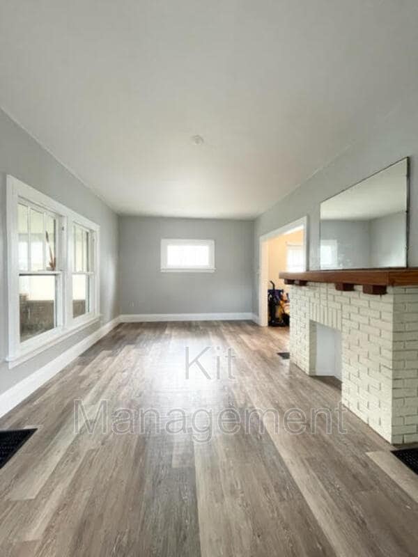 Photo - 434 W Poinsetta Ave