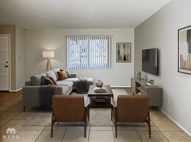 Photo - 5924 N 83rd St