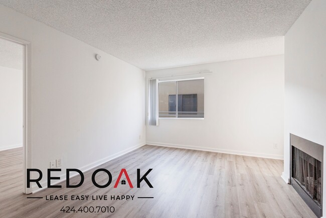 ~4 Weeks FREE~ Charming and Sunny Two Bedr... - ~4 Weeks FREE~ Charming and Sunny Two Bedr... Condo Unit 208