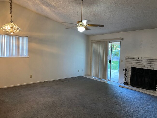 Photo - REDUCED!!  3 Bedroom 2 Bath Home For Rent ...