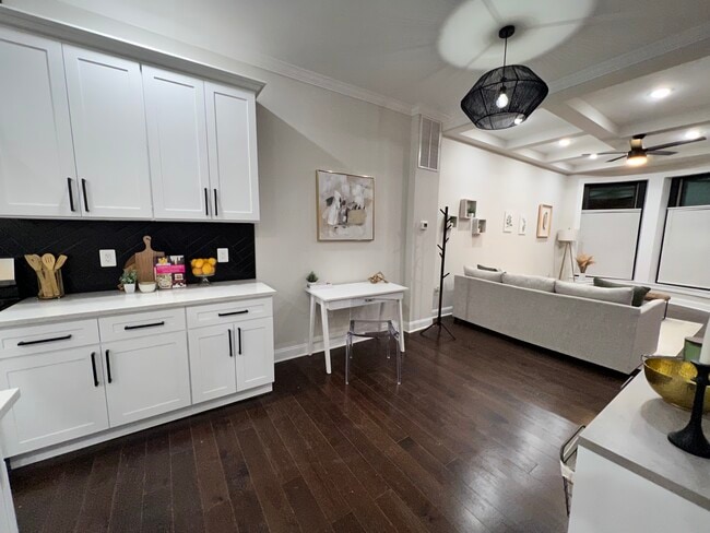 Photo - 2243 Madison Ave