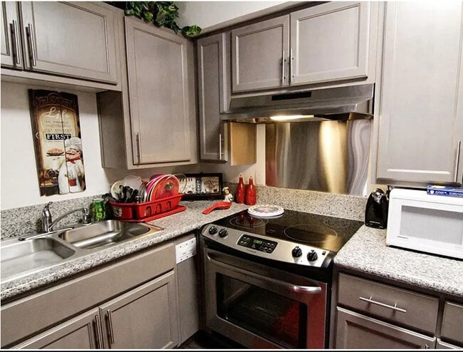 Photo - Ethan Terrace Apartments