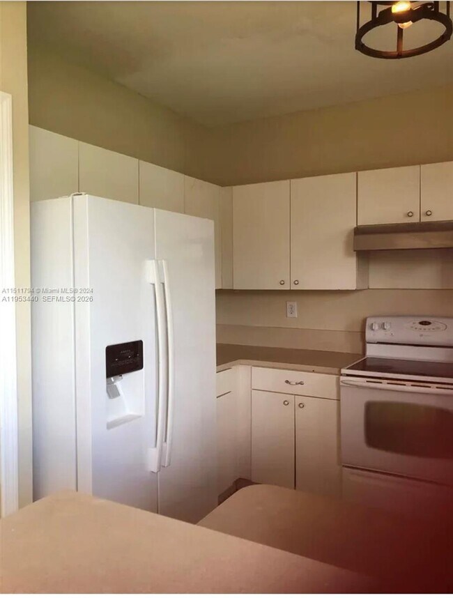 Photo - 27550 SW 138th Path