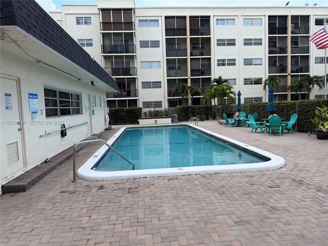 Photo - 220 SW 9th Ave Unit 219