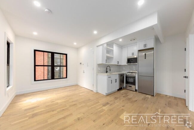 Building Photo - Brand New 2 Bed in Greenwood with W/D in u... Unit 2B Rental