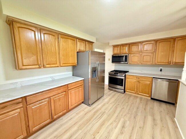 Photo - 17268 Horger Ave