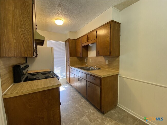 Photo - 1105 Parmer Ave Unit 2