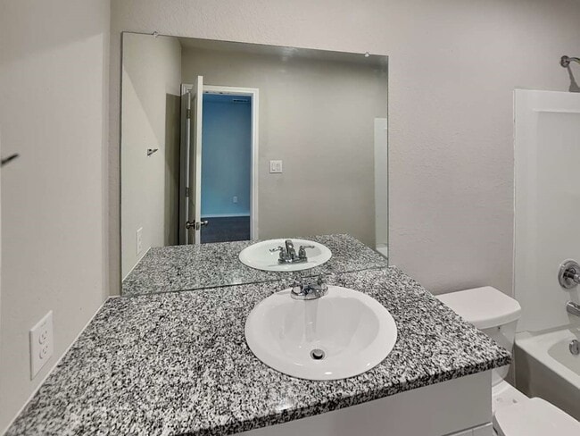 Building Photo - 4240 Thalweg Way