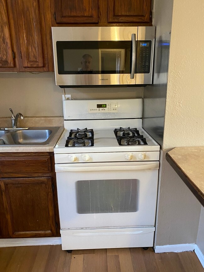 Photo - 3006 Emerson Avenue N #2 Unit 2