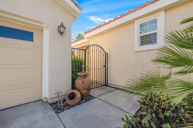 Photo - 61275 Fire Barrel Dr