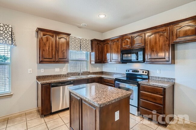 Photo - 8508 Axis Deer Run