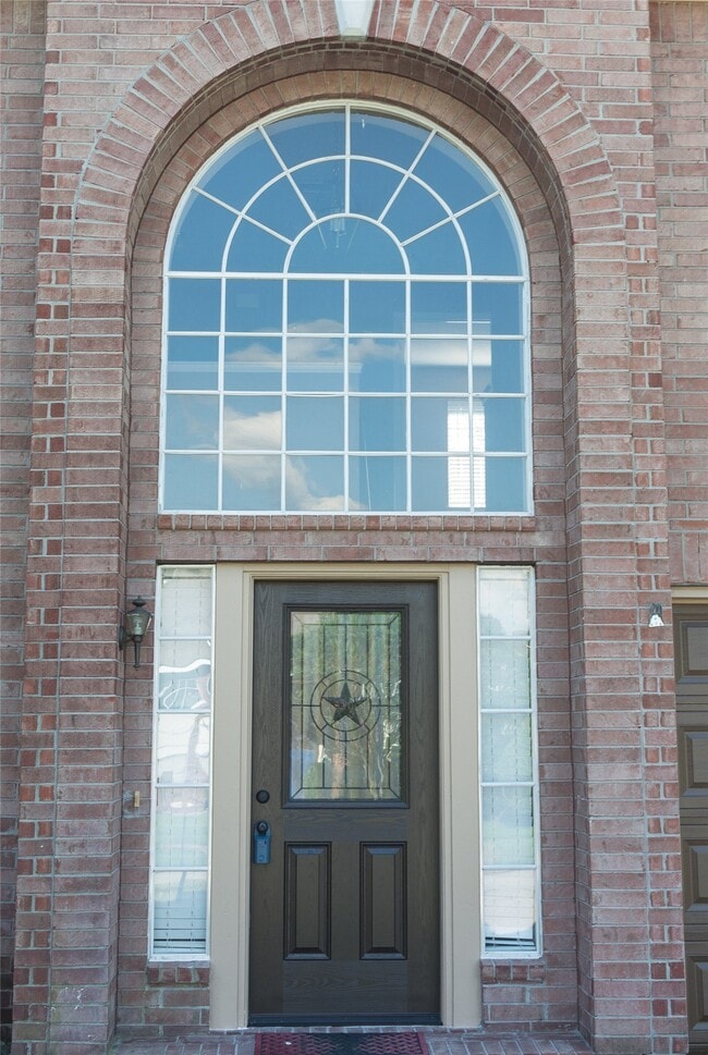 Photo - 25727 Bearborough Dr