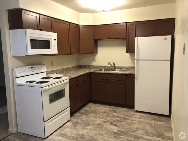Building Photo - 775 Dilenbeck Dr Unit #2 Rental