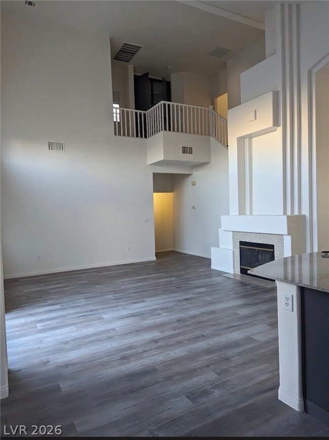 Photo - 230 Tayman Park Ave