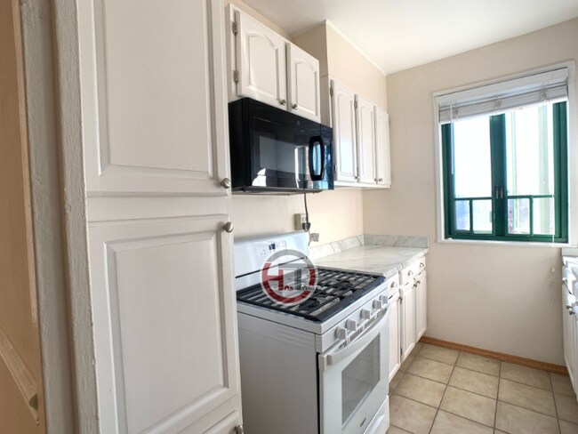 Photo - 1595 Unionport Rd Apartment Unit 5