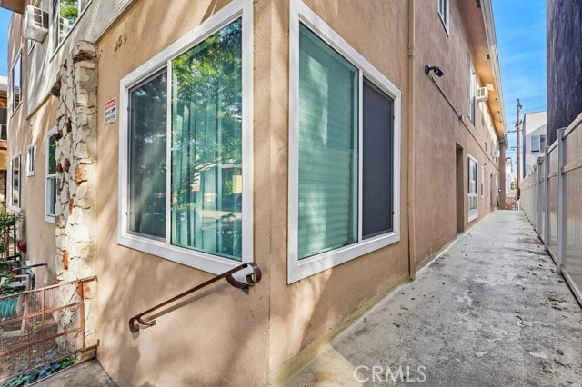 Photo - 930 N Stanley Ave Unit 5