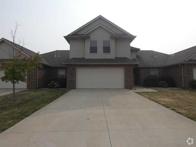 Building Photo - 653 N Edgemere Dr Unit 1 Rental