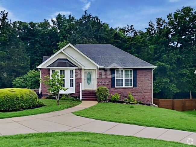 Building Photo - 3744 Henricks Hill Dr Rental