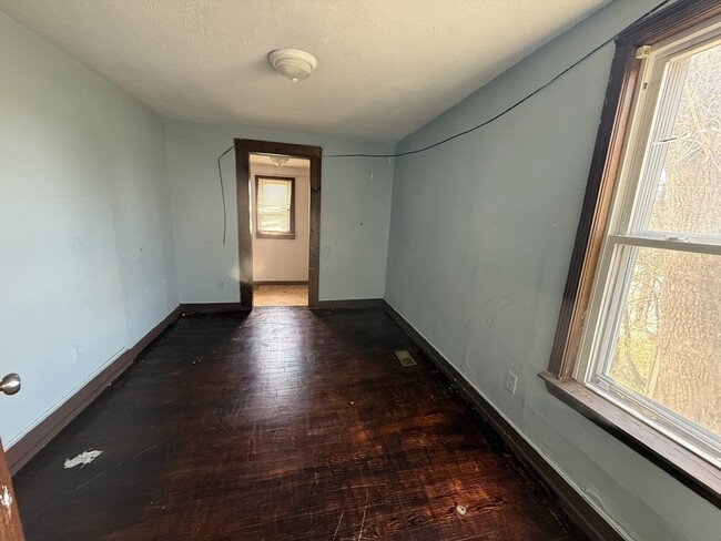 Photo - 182 E Main St Unit 1