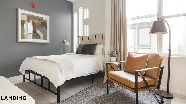 Photo - 3022 Zuni St Unidad 305