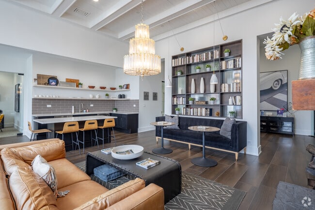 Clubhouse - Ascend St. Charles Apartments