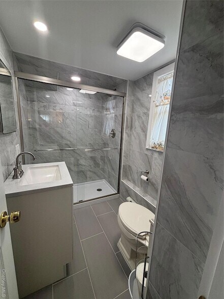 Photo - 293 Concord Ave