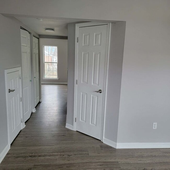 Photo - 47734 Devin Cir