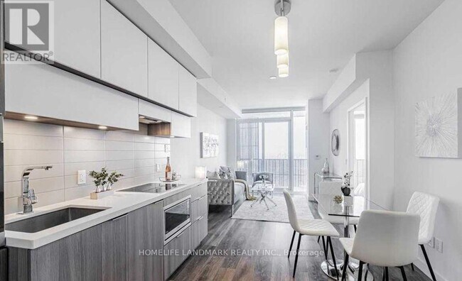 Photo - 8 Eglinton Ave E Unit 5607