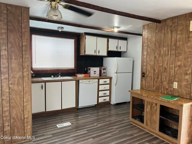 Photo - 102 N 3rd St Unidad Space 8