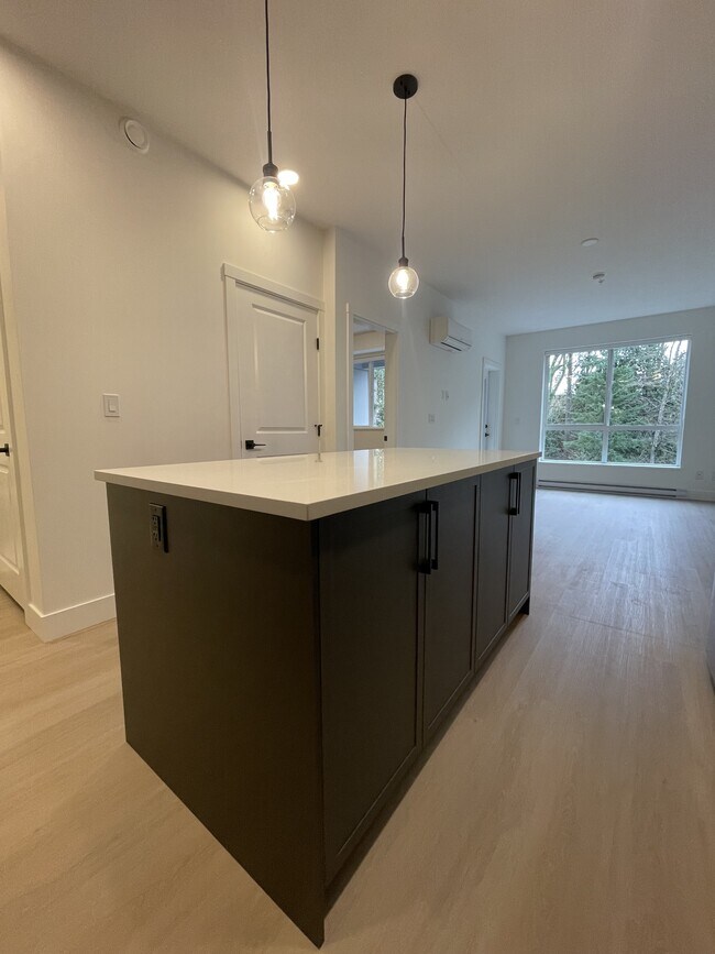 Photo - 3480-146A 146A St